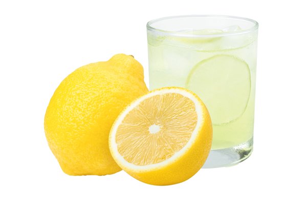 Zitronenlimonade selber herstellen mit OlioeoliO